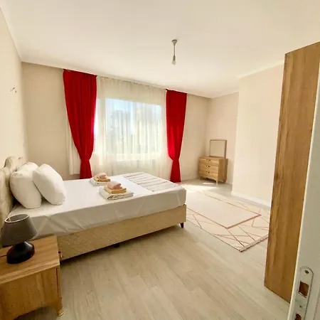 Havaalanina 9km Havuzlu Rezidans Lejlighed Antalya